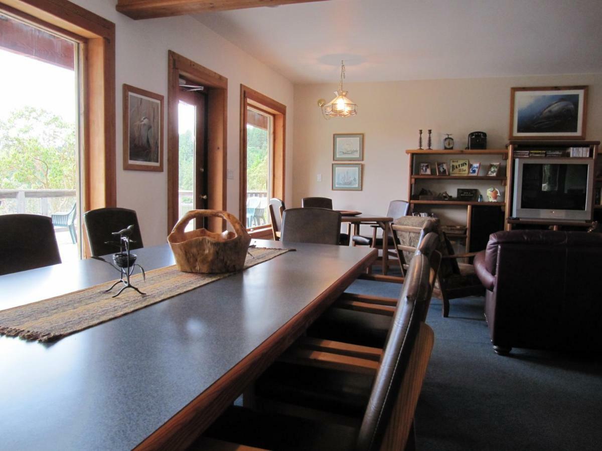 Arbutus Cove Guesthouse Metchosin Экстерьер фото